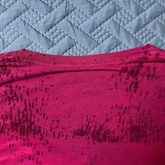 Affliction T-Shirt Y2K Small Crimson Embellish Rhinestone Wings Fleur de Lis Emo - Picture 8 of 9